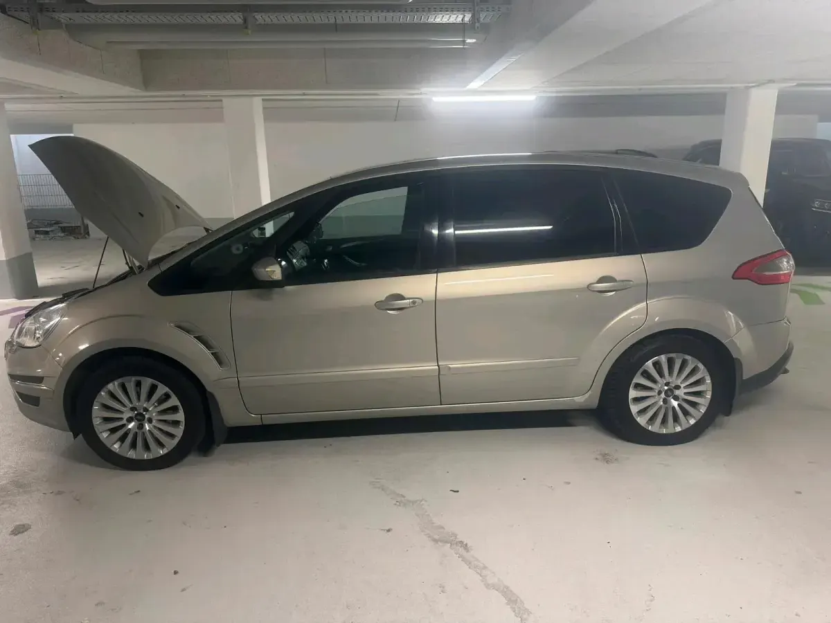 Gebraucht Ford S-MAX S 163 PS (119 kW) 2010 Grau Van / Kleinbus