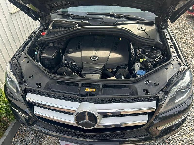 Gebraucht Mercedes GL350 258 PS (189 kW) 2015 Schwarz SUV