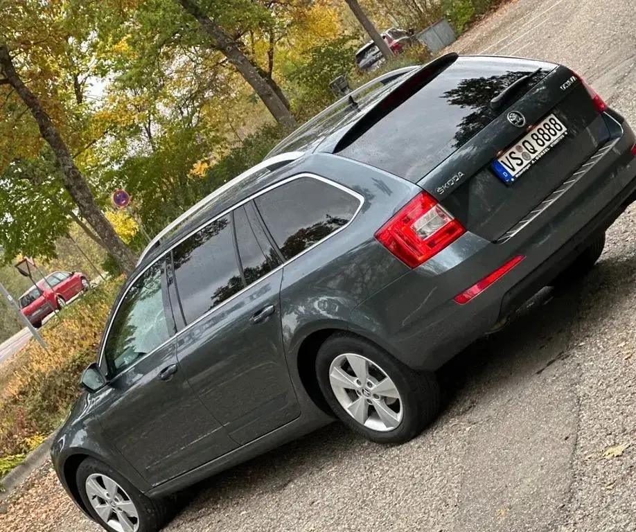 Gebraucht Skoda Octavia Solution 150 PS (110 kW) 2016 Grau Kombi