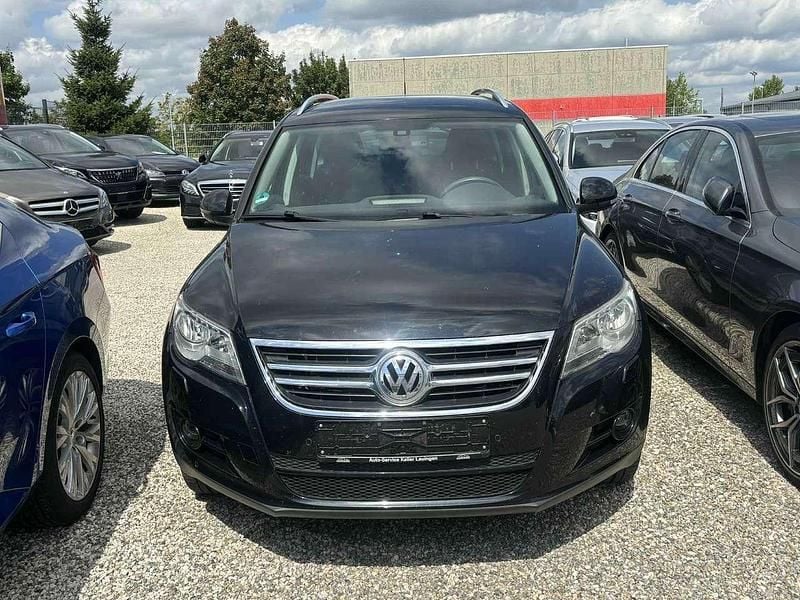 Schwarz Gebraucht 2010 VW Tiguan Team SUV | 7.800 € (Fairer Preis) - Bild 1/4