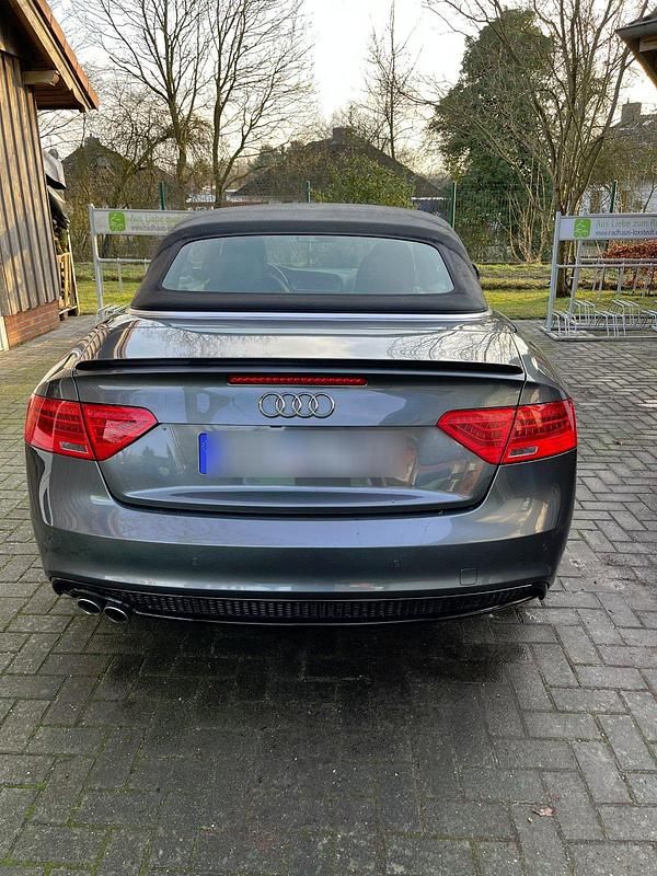 Gebraucht Audi A5 Cabriolet 190 PS (139 kW) 2016 Grau Cabrio