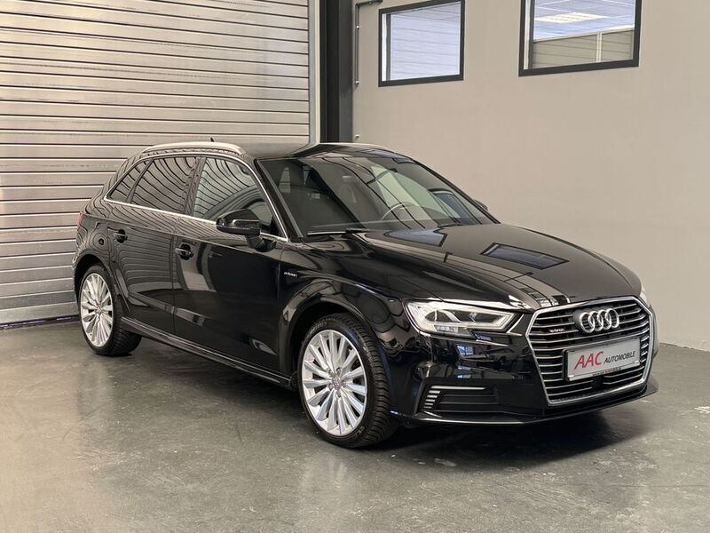 Schwarz Gebraucht 2019 Audi A3 Sportback S-Line Limousine | 21.250 € (Fairer Preis) - Bild 1/4