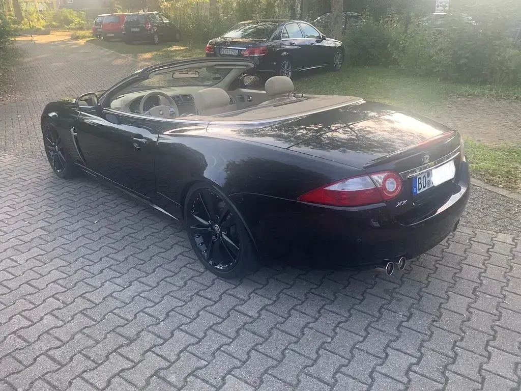 Käytetty Jaguar XK 258 HP (189 kW) 2008 Musta Avoauto