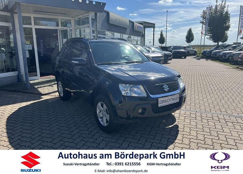 Schwarz Gebraucht 2011 Suzuki Grand Vitara City SUV | 10.850 € - Bild 1/4