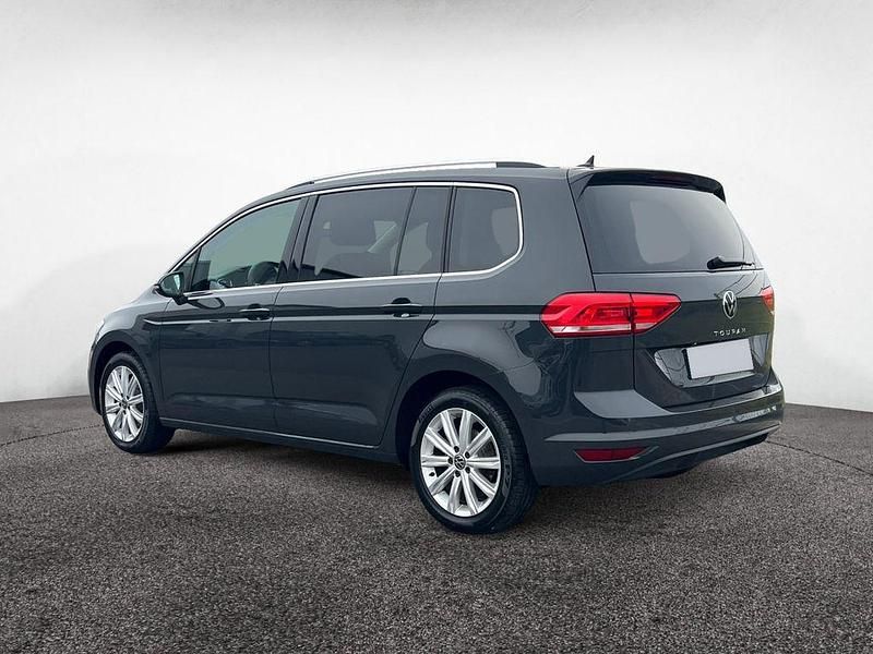 Gebraucht VW Touran Highline 150 PS (110 kW) 2025 Grau Van / Kleinbus