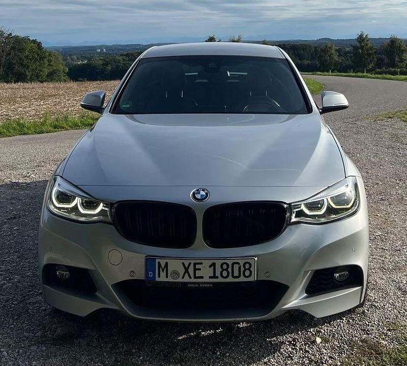 Silber Gebraucht 2017 BMW 320 Gran Turismo Performance Limousine | 21.200 € (Teuer) - Bild 1/4