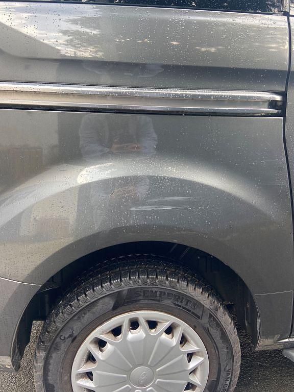 Gebraucht Ford Tourneo Titanium 155 PS (114 kW) 2015 Grau Van / Kleinbus