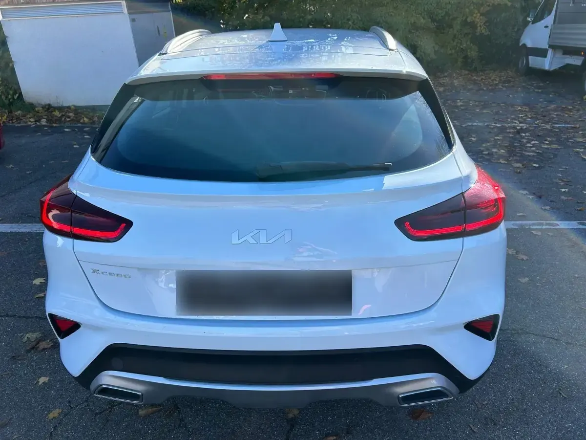 Gebraucht Kia XCeed Vision 120 PS (88 kW) 2022 Schwarz SUV