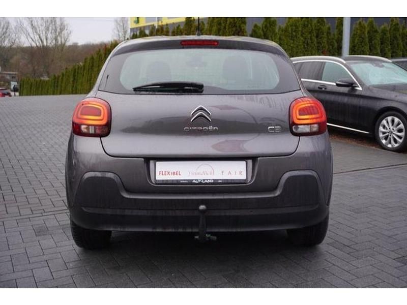Gebraucht Citroën C3 Feel 82 PS (60 kW) 2019 Platinum grau metallic (metallic) Kleinwagen