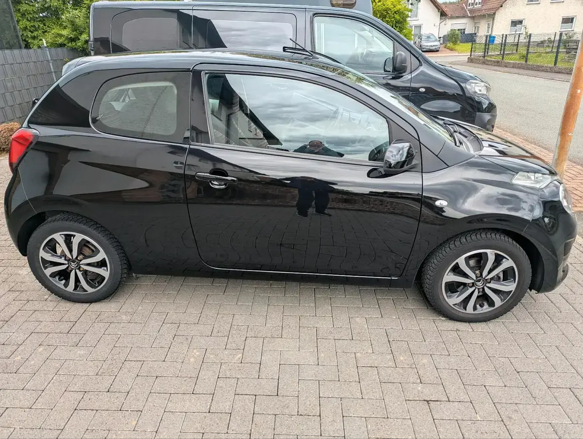 Gebraucht Citroën C1 72 PS (52 kW) 2018 Schwarz Kleinwagen