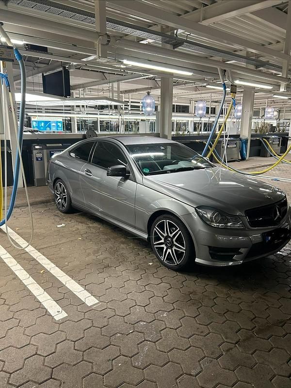 Gebraucht Mercedes 250 204 PS (150 kW) 2012 Grau Coupé