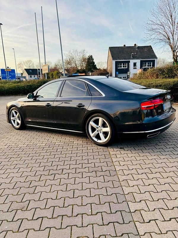 Gebraucht Audi A8 Comfort 262 PS (192 kW) 2016 Grau Limousine
