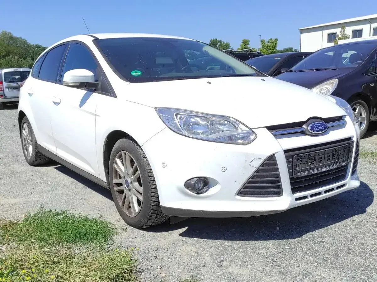 Second-hand Ford Focus 125 CP (91 kW) 2013 Alb Hatchback