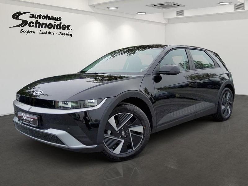 Abyss black metallic Neu 2025 Hyundai Ioniq 5 Dynamiq SUV | 44.490 € (Superpreis) - Bild 1/4