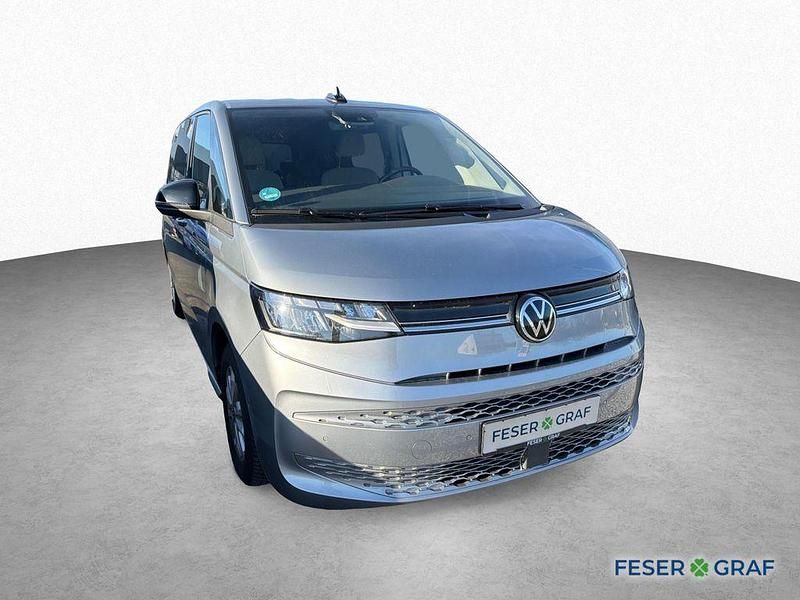 Gebraucht VW Multivan Life 150 PS (110 kW) 2024 Monosilber metallic Van
