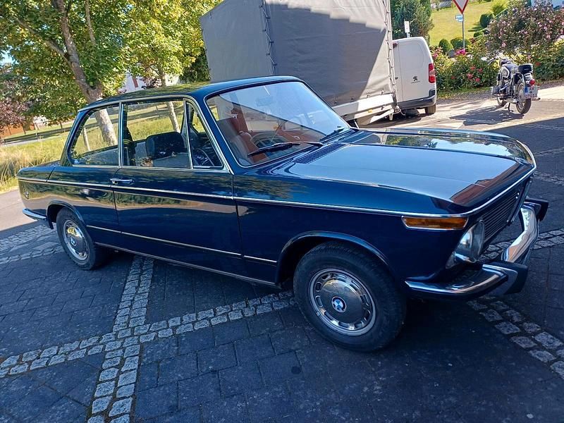 Blau Gebraucht 1972 BMW 1602 Limousine | 22.500 € - Bild 1/4