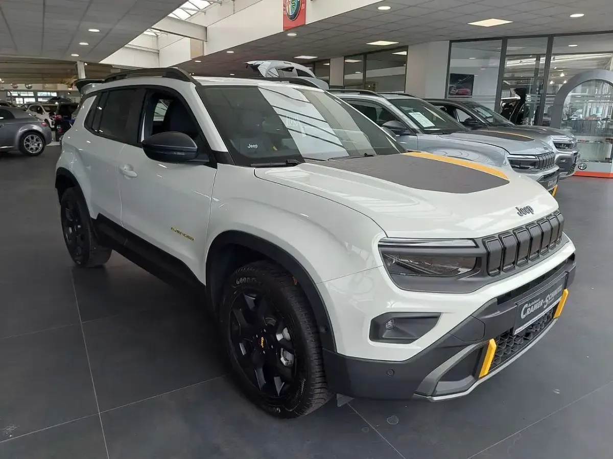 Neu Jeep Avenger North 145 PS (106 kW) 2026 Snow white SUV