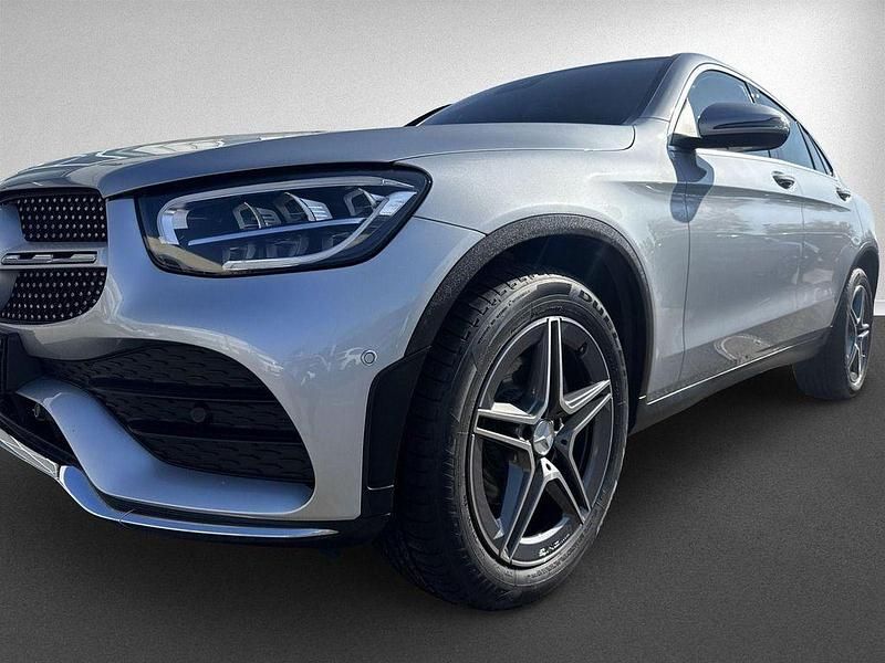 Gebraucht Mercedes GLC200 AMG 197 PS (144 kW) 2022 Silber/grau (metallic) SUV