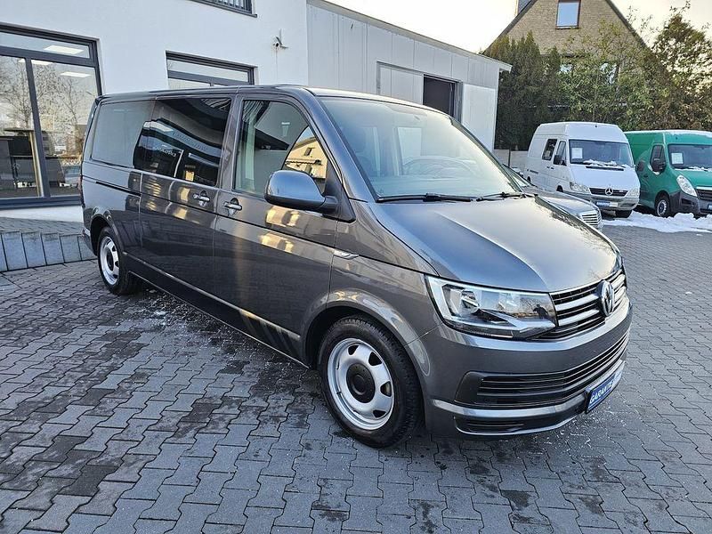 Gebraucht VW Caravelle 150 PS (110 kW) 2018 Grau Van / Kleinbus