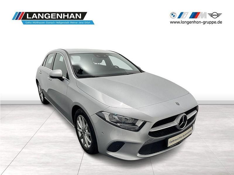 Gebraucht Mercedes A200 Progressive 163 PS (119 kW) 2018 Silber Limousine