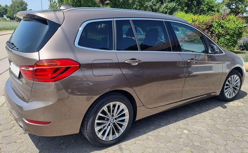 Gebraucht BMW 218 Active Tourer Luxury Line 150 PS (110 kW) 2019 Bronze Van / Kleinbus