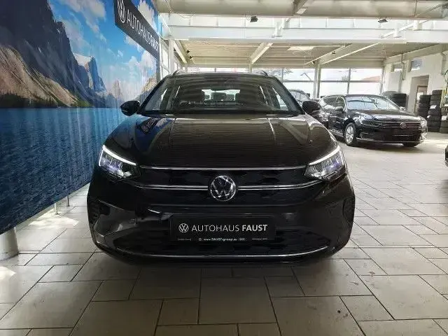 Gebraucht VW Taigo Life 116 PS (85 kW) 2025 Schwarz perleffekt SUV