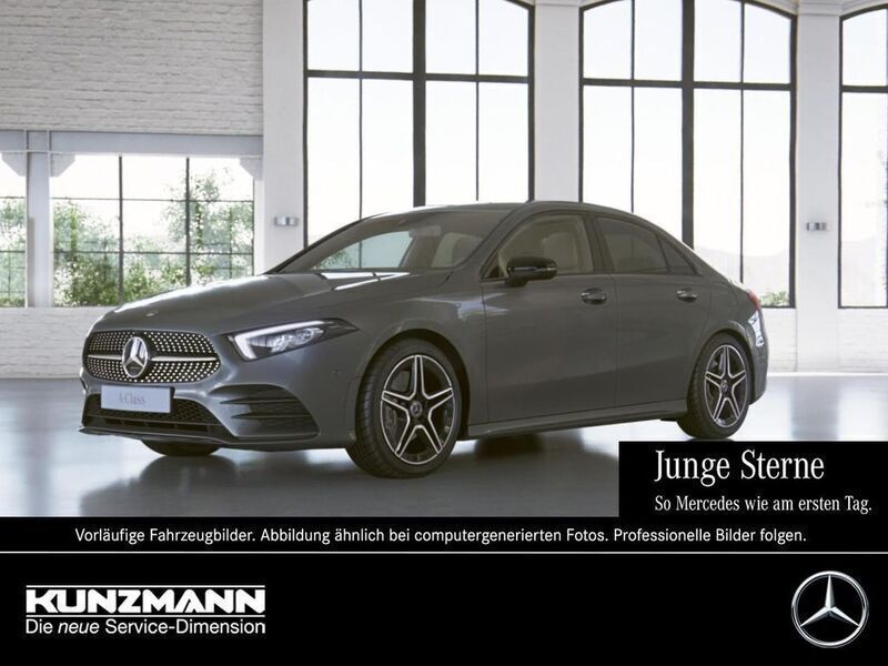 Mountaingrau metallic Gebraucht 2022 Mercedes A250 AMG Limousine | 27.215 € (Fairer Preis) - Bild 1/4