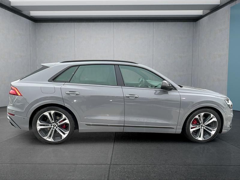 Gebraucht Audi Q8 286 PS (210 kW) 2022 Grau SUV