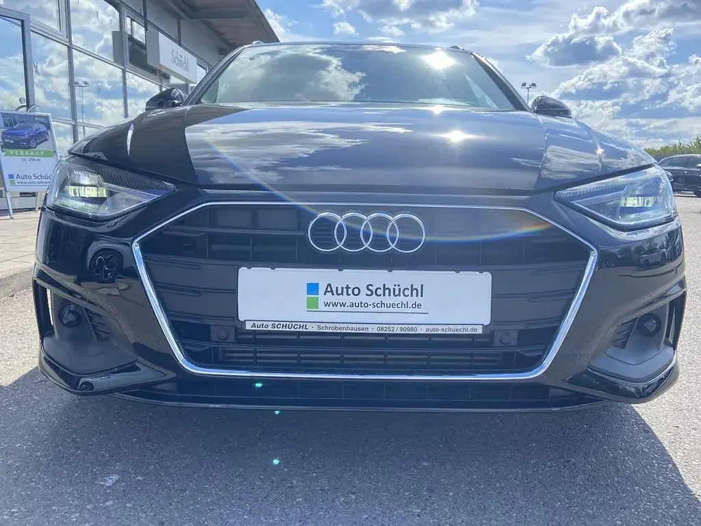Gebraucht Audi A4 150 PS (110 kW) 2022 Schwarz Kombi