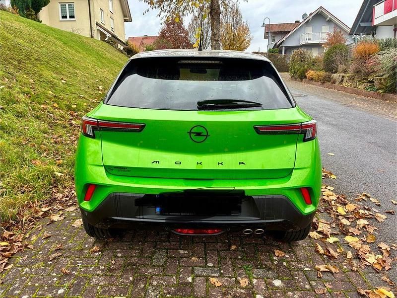 Grün Gebraucht 2023 Opel Mokka Ultimate SUV | 20.999 € (Fairer Preis) - Bild 1/4