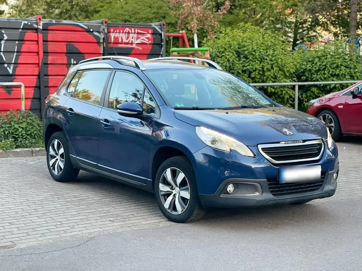 Gebraucht Peugeot 2008 Business-Line 120 PS (88 kW) 2015 Blau SUV