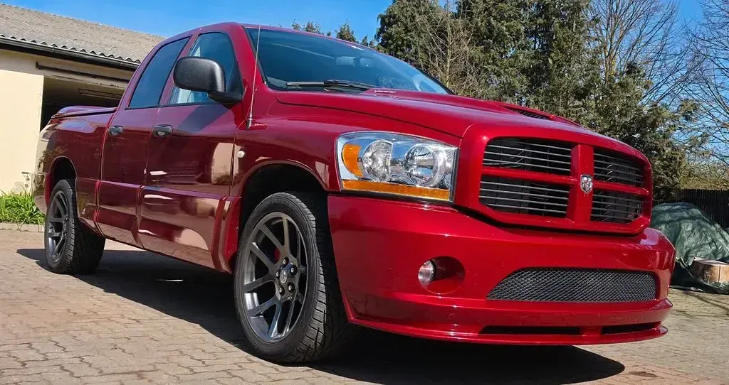 Brugt Dodge Ram 506 HK (372 kW) 2006 Rød Pickup / Ladvogn