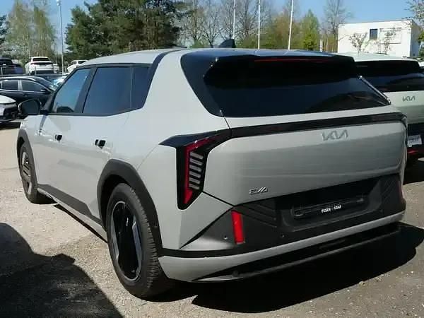 Gebraucht Kia EV4 Earth 150 kW (204 PS) 2025 Wolfsgrau met Kleinwagen