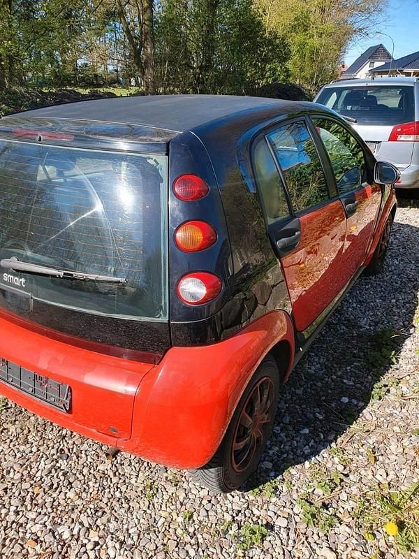 Second-hand Smart ForFour 64 CP (47 kW) 2006 Roșu Hatchback