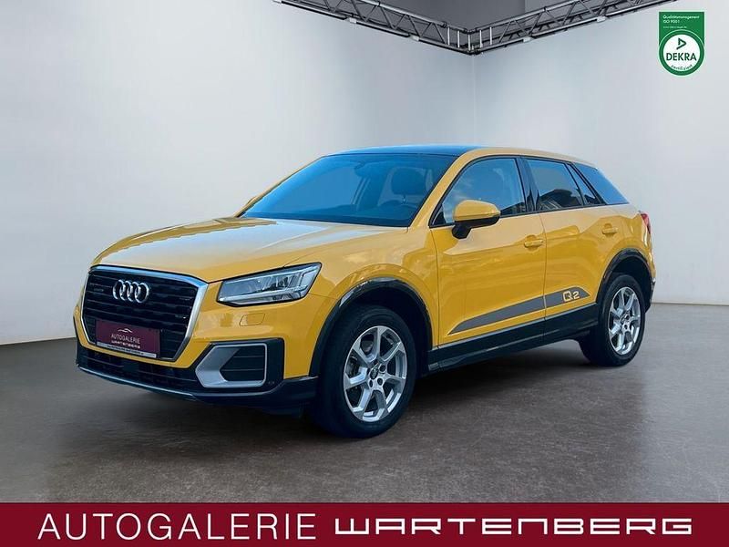 Gelb Gebraucht 2017 Audi Q2 Design SUV | 19.480 € (Fairer Preis) - Bild 1/4