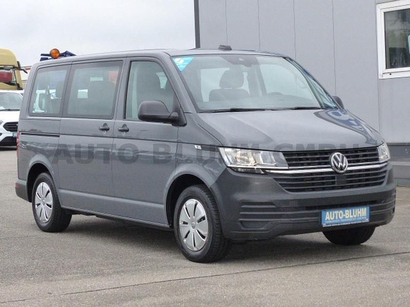 Gebraucht VW Transporter 110 PS (80 kW) 2022 Pure grey Van
