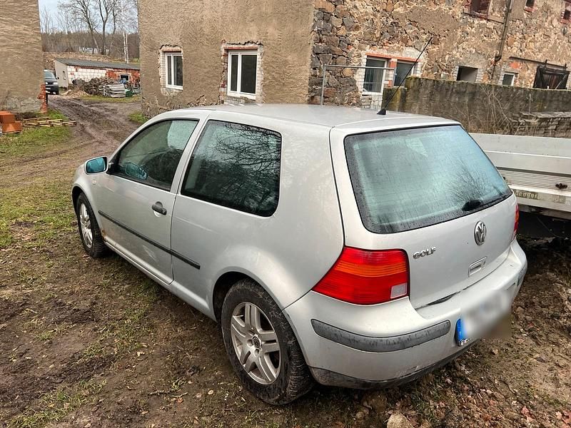 Gebraucht VW Golf IV 75 PS (55 kW) 1999 Silber Kleinwagen