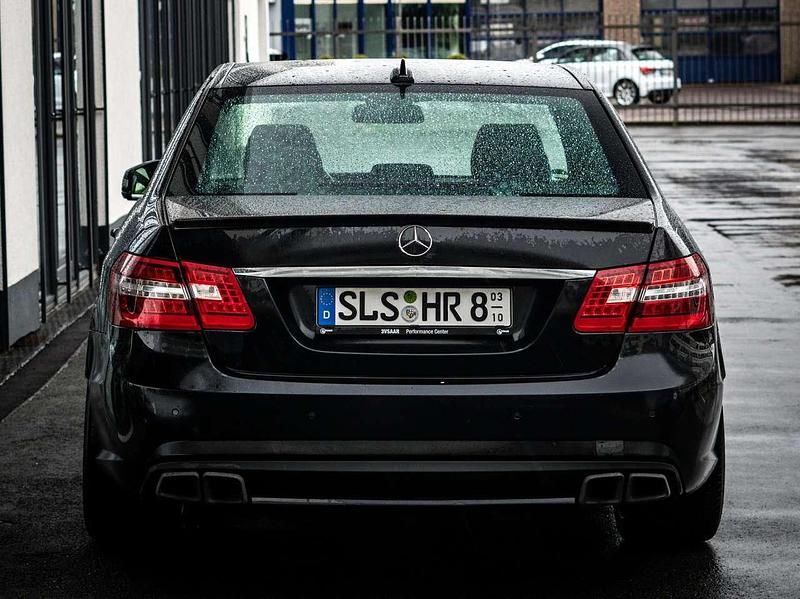 Gebraucht Mercedes E63 AMG AMG 557 PS (409 kW) 2012 Obsidianschwarz  metalliclack Limousine