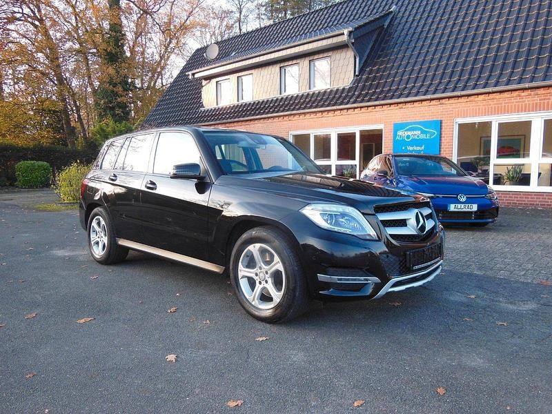 Schwarz Gebraucht 2013 Mercedes GLK220 SUV | 15.999 € (Guter Preis) - Bild 1/4