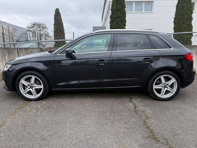 Gebraucht Audi A3 Attraction 105 PS (77 kW) 2013 Schwarz Limousine