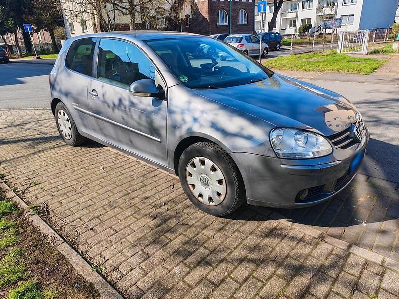 Gebraucht VW Golf V 59 PS (43 kW) 2008 Grau Kleinwagen