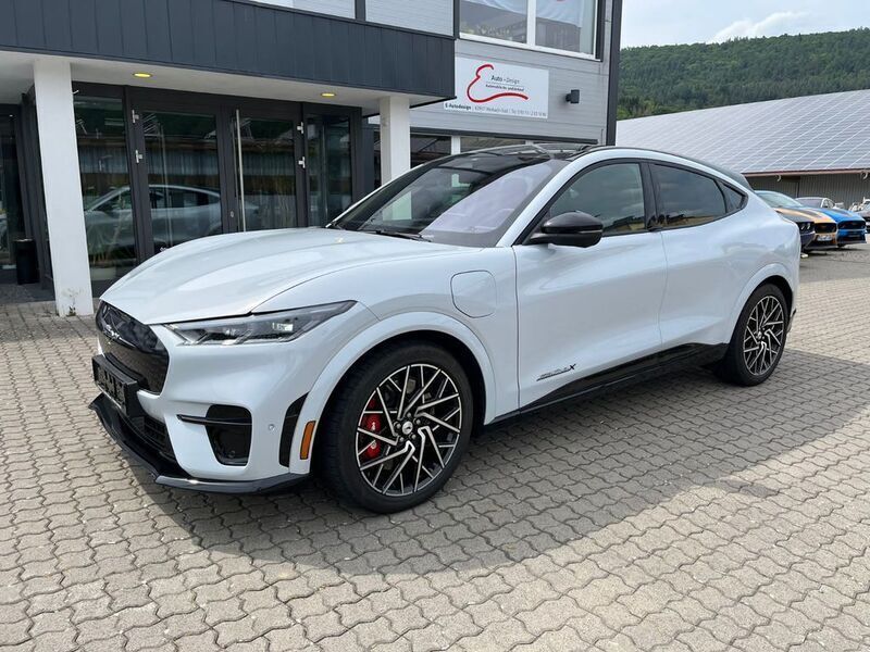 Gebraucht Ford Mustang Mach-E GT 358 kW (487 PS) 2022 Weiß SUV