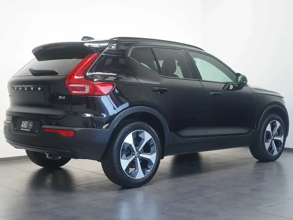 Gebraucht Volvo XC40 Plus 197 PS (144 kW) 2024 Schwarz SUV
