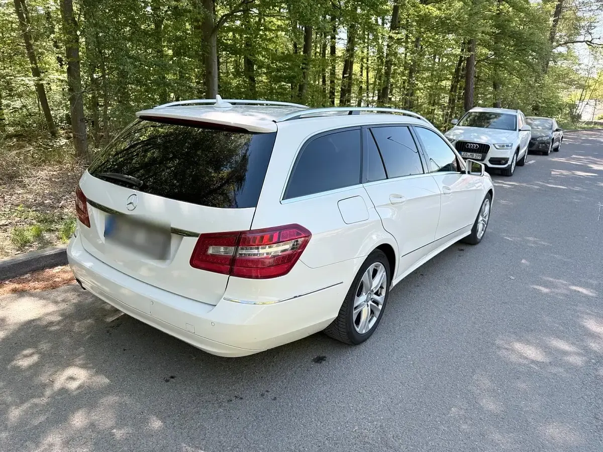 Brugt Mercedes E250 Avantgarde 204 HK (150 kW) 2010 Hvid Stationcar