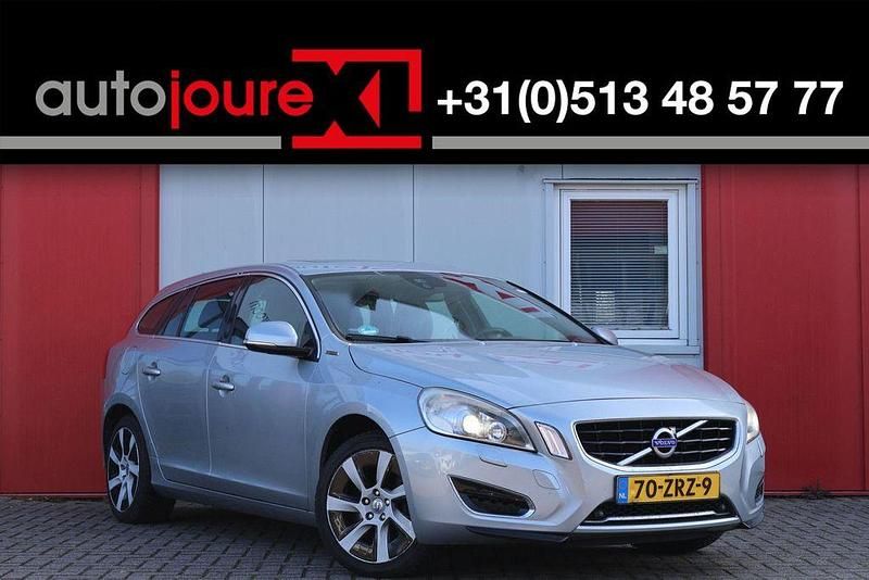 Gebraucht Volvo V60 215 PS (158 kW) 2013 Grau Kombi