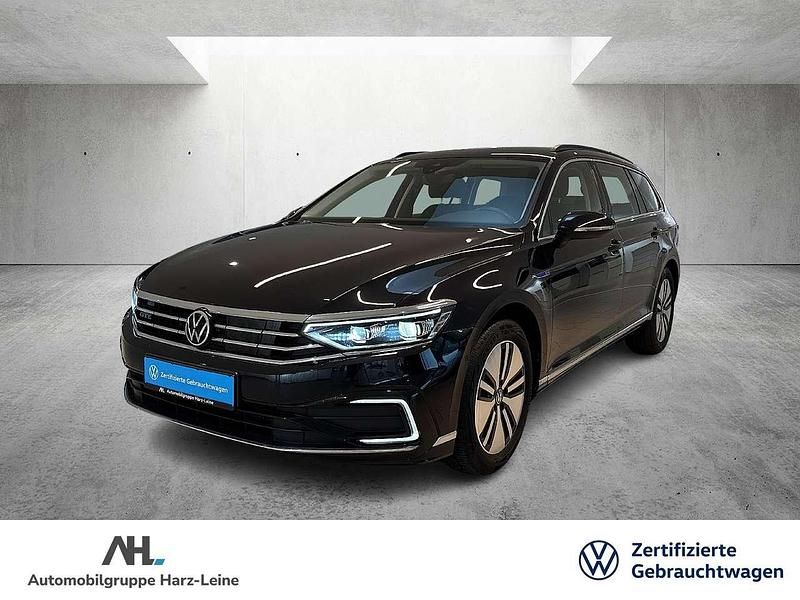 Schwarz Gebraucht 2021 VW Passat GTE Kombi | 23.840 € (Guter Preis) - Bild 1/3