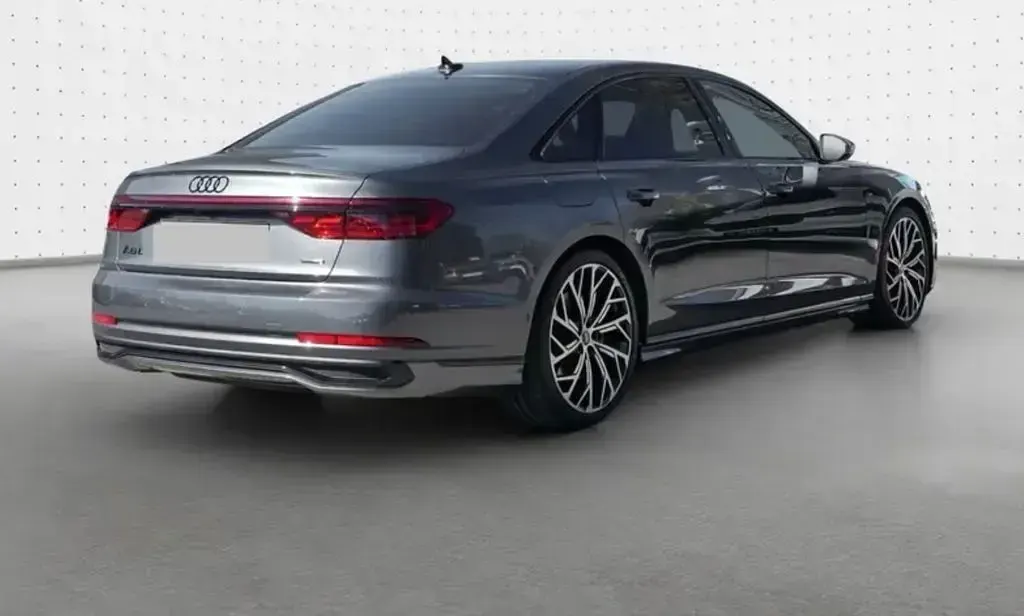 Gebraucht Audi A8L Sport 460 PS (338 kW) 2023 Grau Limousine