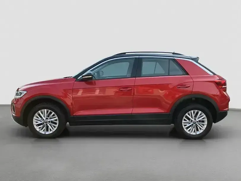 Gebraucht VW T-Roc Life 150 PS (110 kW) 2023 Rot SUV