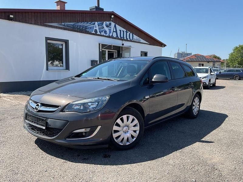 Grau Gebraucht 2013 Opel Astra Edition+ Kombi | 4.499 € (Guter Preis) - Bild 1/4