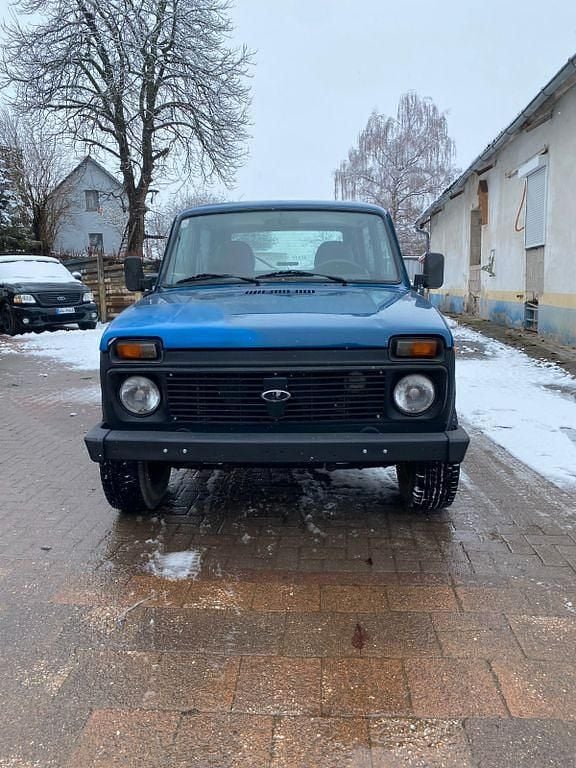 Gebraucht Lada niva 82 PS (60 kW) 2008 Blau SUV
